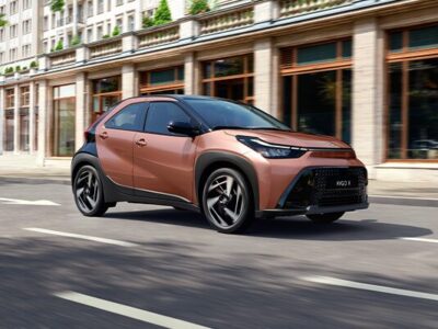 Untitled-11_0000_TOY_AYGO_X_HEV_2025_HUB_IMG_12_High_Grade_CMYK