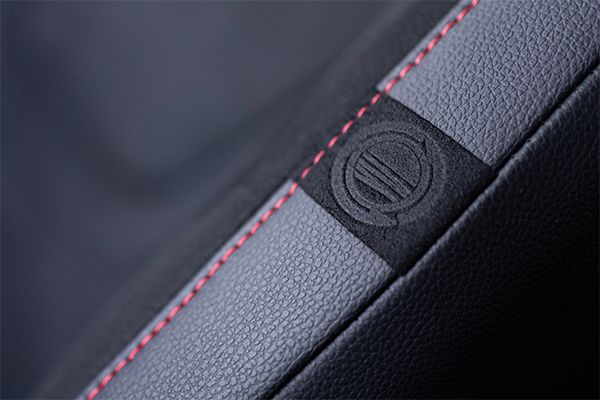 Untitled-3_0017_Toyota-C-HR---31